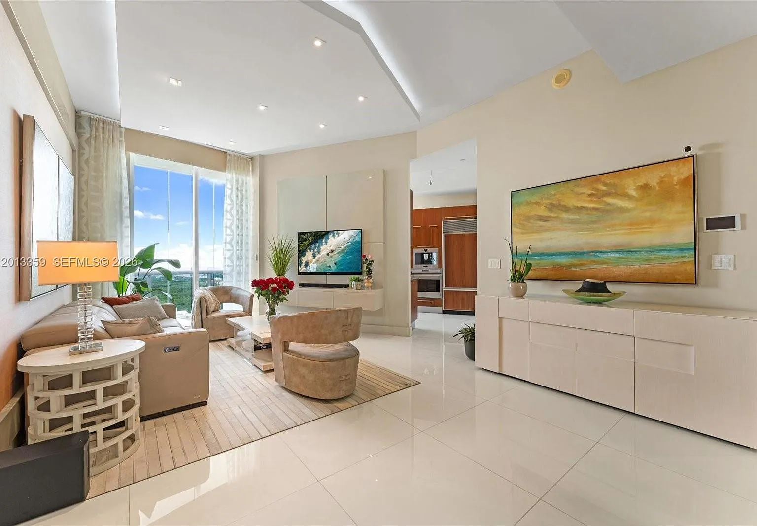 Tdr Tower Iii Condo — Photo 2