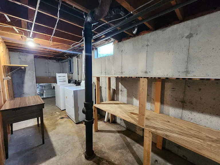 1736 E Amelia St — Photo 10