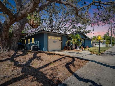 725 Philippe Pkwy, Safety Harbor, FL, 34695