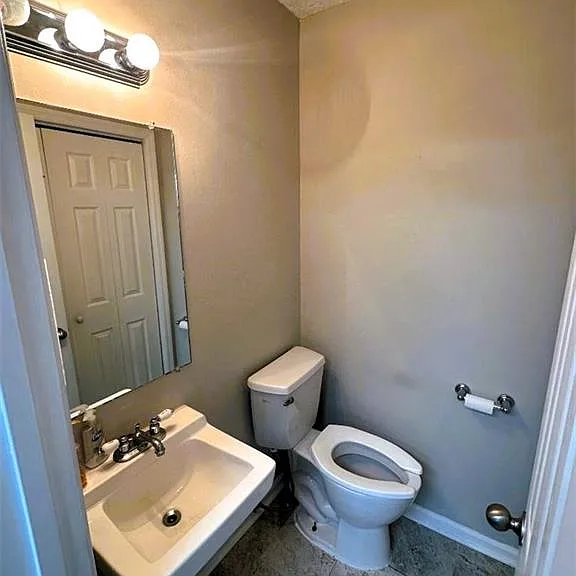 508 S Wall St #A — Photo 16