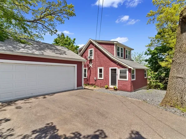 22 Pequot Rd, Quincy, MA 02169