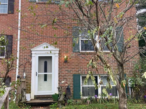 1026 Willow Bend Dr, Edgewood, MD 21040