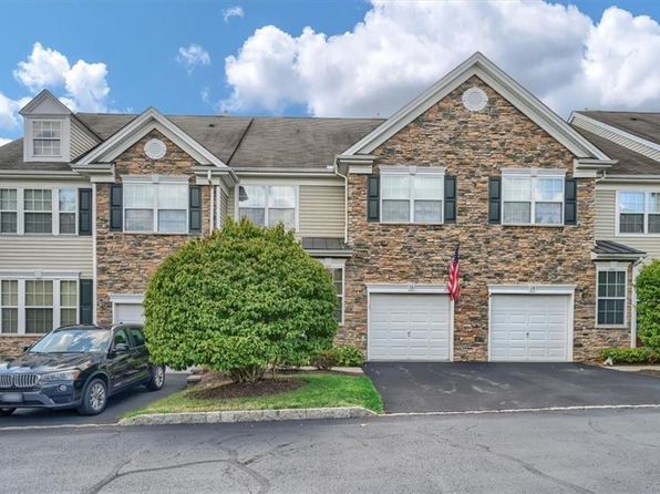 16 Gillian Court, Monroe, NY 10950