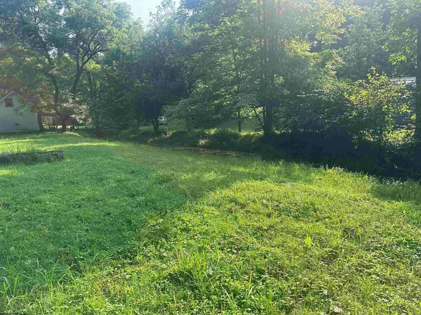 165 Main St, Rivesville, WV 26588