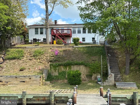 322 Riverside Rd, Edgewater, MD 21037