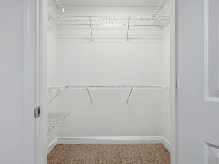 5604 Shooting Star Ct — Photo 15