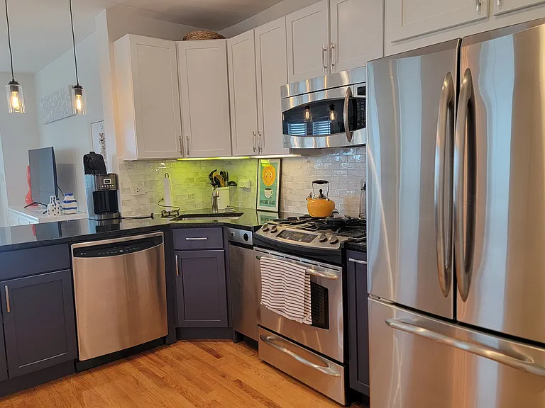 100-04 Shorefront Pkwy #22B — Photo 4