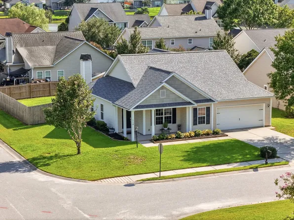114 Cannonsmill Ln, Summerville, SC 29485