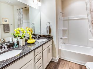 6022 Rinoak Ct, Pace, FL 32571