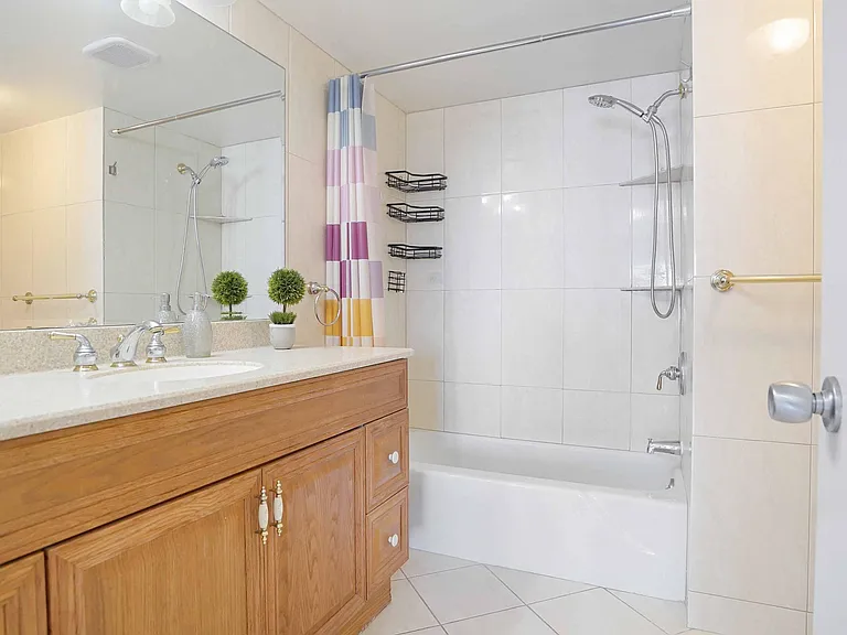 3550 Galt Ocean Dr #809 — Photo 13