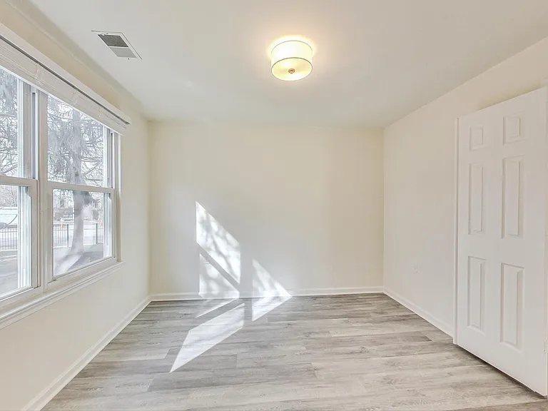 15300 Diamond Cove Ter #4 — Photo 20