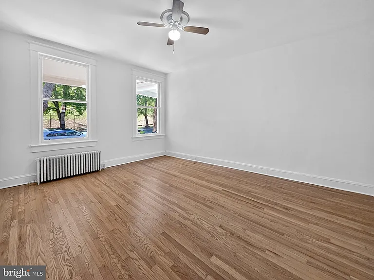 138 Bryant St NW — Photo 11