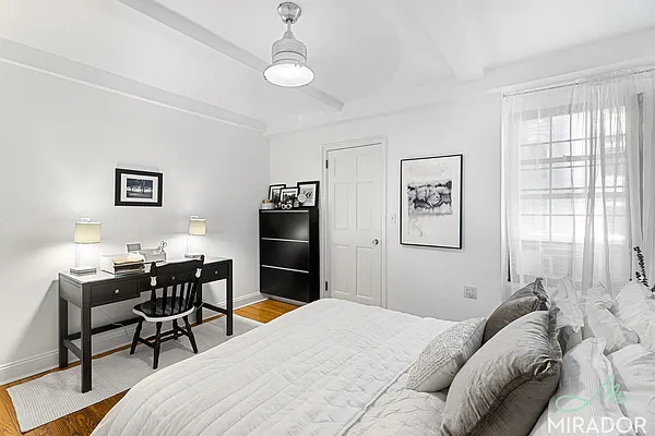 Sold by Mirador Real Estate | media 7