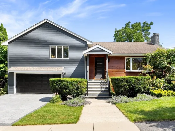 37 Slocum Rd, Jamaica Plain, MA 02130