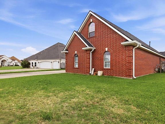 3rd image of 3325 Roshan Ct