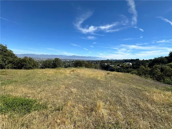 16986 Encino Hills Dr, Encino, CA 91436