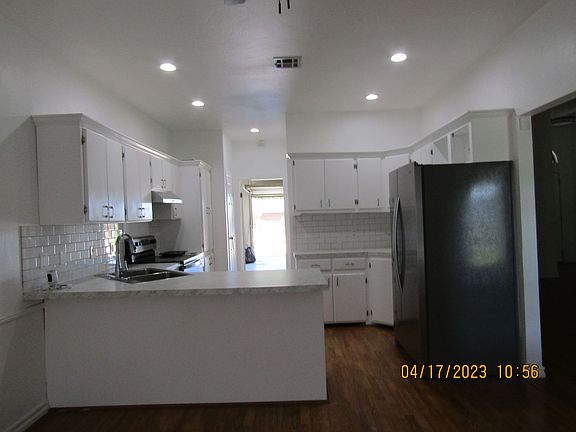 4th image of 4104 SW Wendy Dr