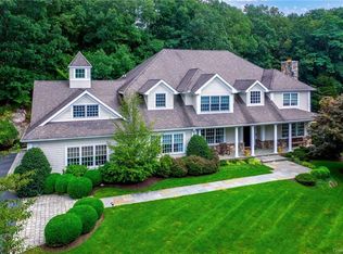 3 Gene Curry Dr, Bedford, NY 10506