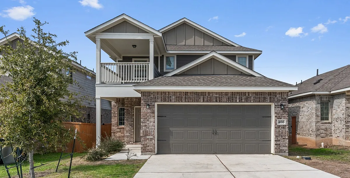 Building Photo - 466 Spinnaker Loop