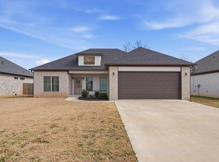 18 Clover Leaf Ln, Greenbrier, AR 72058