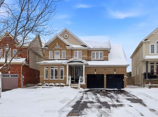 74 Latimer Ave, Essa, ON L0M 1B5