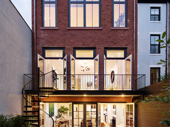 334 West 20th Street image 14 of 15