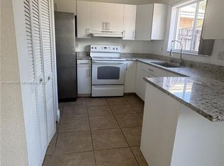 915 SE 13th Rd, Homestead, FL 33035