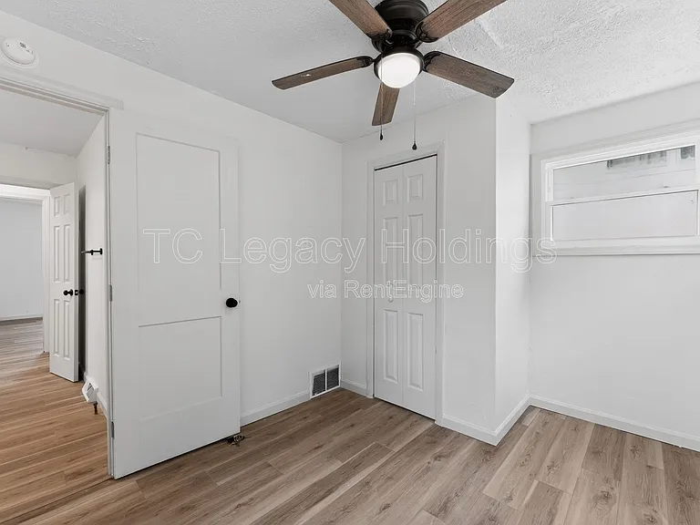 1533 Hoffman Ave — Photo 30