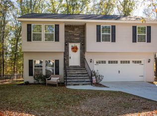 37 Woodmere Ct, Williamston, SC 29697