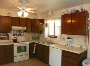 934 Virginia Ln, Rapid City, SD 57701