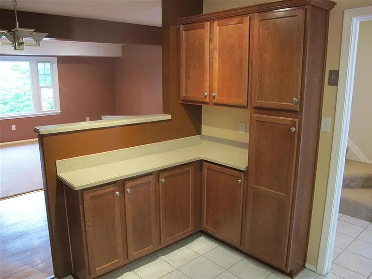 6525 Orono Ct — Photo 3