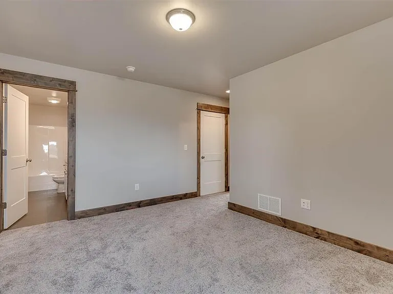 1792 Buckrake Ave — Photo 12