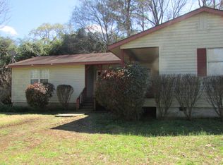 43 1st St, Taylor, MS 38673