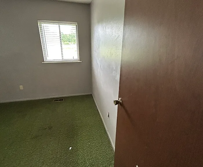 303 Wilson Park Ln — Photo 16