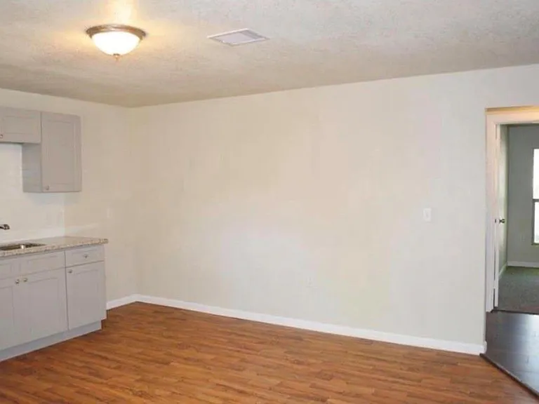 7318 Laredo St #A — Photo 6