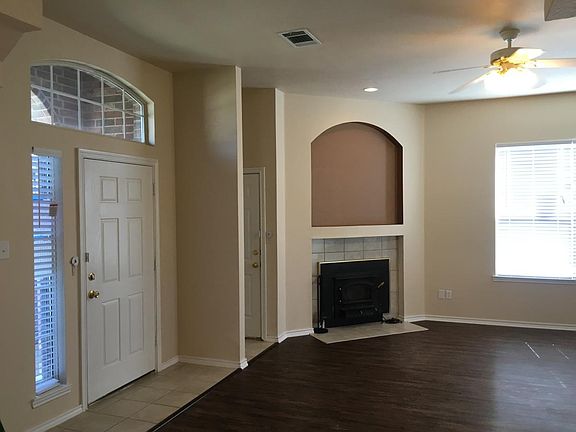 4th image of 308 Ridge View Ct