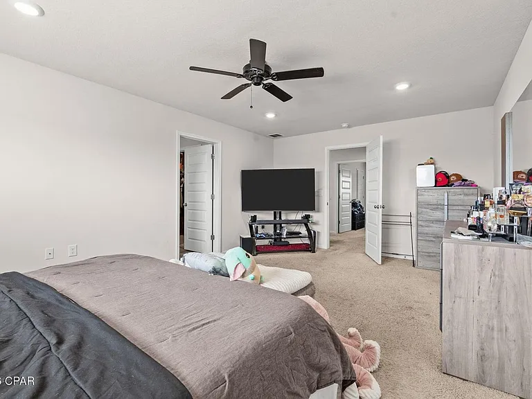 247 Ryder Ln — Photo 11