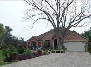 2726 N Cesar Chavez, Alamo, TN 78516