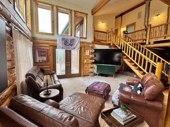 111 Glen Lake Dr