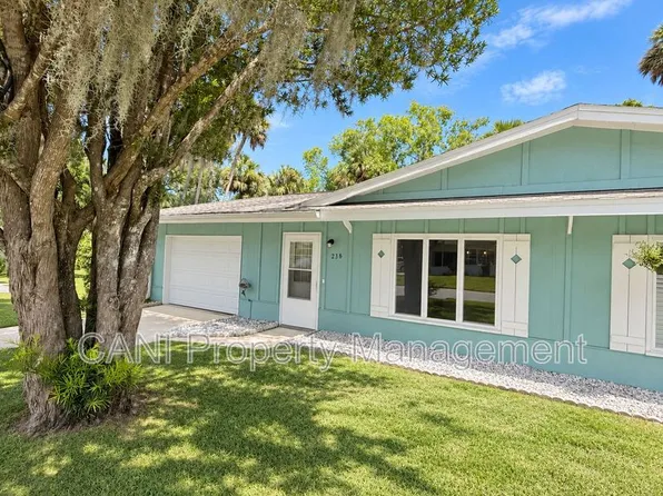 23 Country Club Dr #B, New Smyrna Beach, FL 32168
