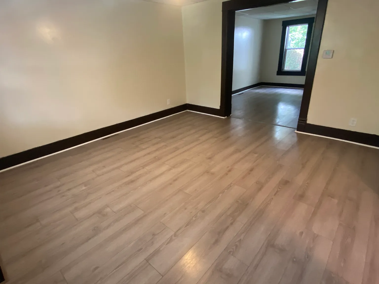 3 bed, $875 — Photo 2