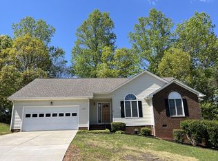 1003 Pine Ridge Ct, Burlington, NC 27217