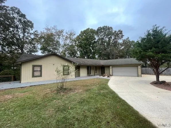 13834 Charlottsville Cir, Northport, AL 35473