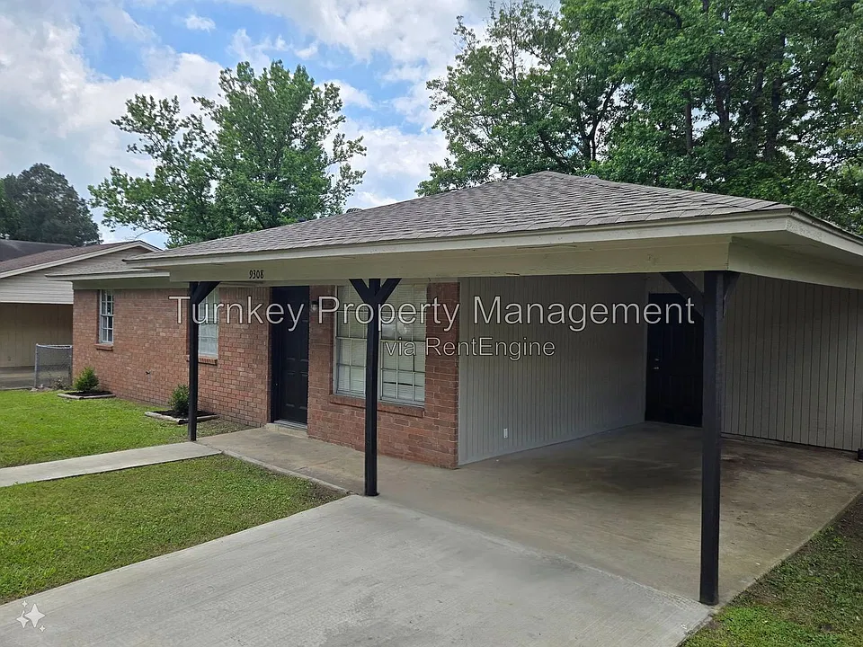 9308 Lew Dr