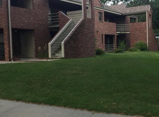 1741 Ridgehaven Ct #4, Lincoln, NE 68505