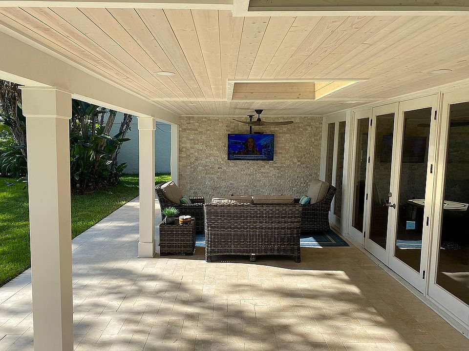 1st image of 43 Northwoods Ln
