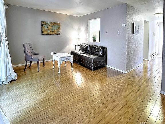 3rd image of 4829 S 56th St Unit 4