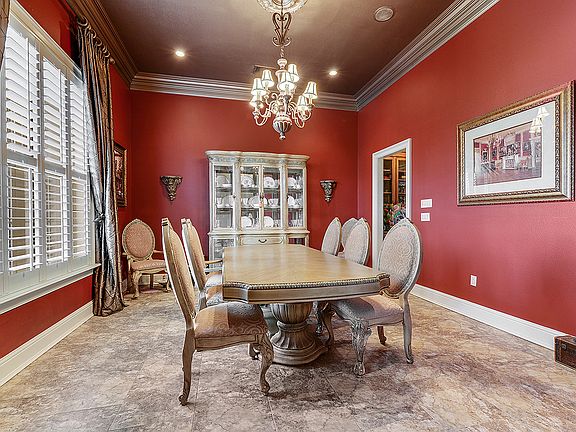 3rd image of 221 Cane Bayou Ln