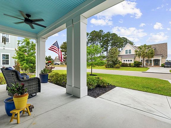 2nd image of 914 Fiddlehead Way