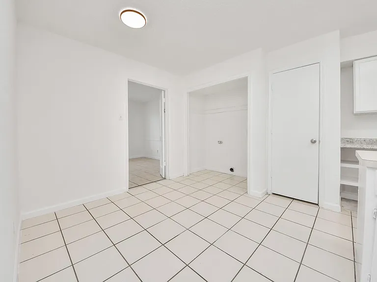 15534 Weldon Dr — Photo 15
